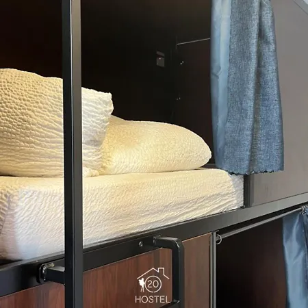 Hostel20 *