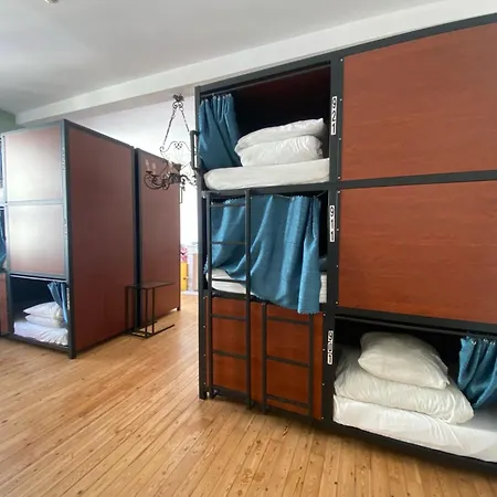 Hostal Hostel20 *