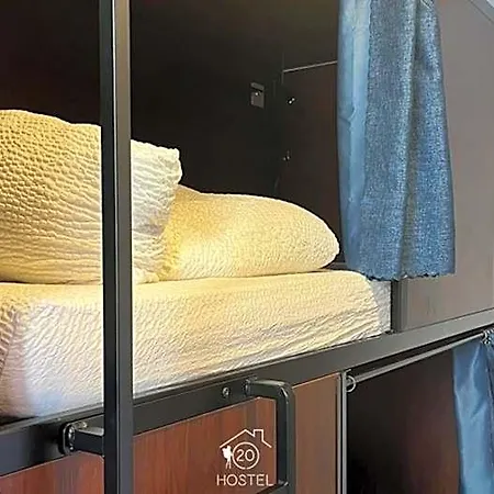 بيت شباب Hostel20 *